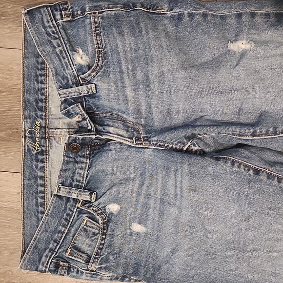 The Diva Distressed Women's Jeans - Picture 2 of 6